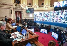 El oficialismo aprobó en el Senado la remoción de tres jueces que investigan a Cristina Kirchner en causas de corrupción