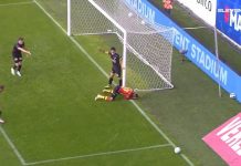 El blooper más insólito del año en la liga de Bélgica: tenía todo el arco vacío pero se trabó y erró el gol