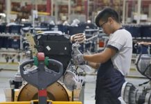 El Gobierno prorrogó hasta fin de noviembre la prohibición de despidos y suspensiones