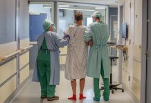 “Siento que tengo demencia”: la ‘niebla mental’ es una epidemia entre los sobrevivientes de COVID-19