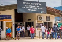 Bolivia asegura que la curva de contagios crecio en su frontera debido al ineficiente manejo de la emergencia en la Argentina