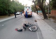 Un joven motociclista de 20 años perdió la vida en San Lorenzo al chocar contra un árbol