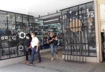 A pesar de la prohibición abrieron algunos comercios en el centro