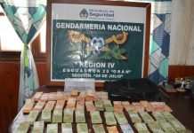 La plata queda acá, ustedes sigan de viaje