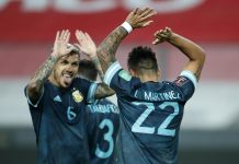 Argentina le ganó 2 a 0 a Perú en Lima