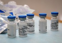 Un ex directivo de Pfizer sugirió que Rusia está utilizando a la Argentina como sitio de prueba para la vacuna