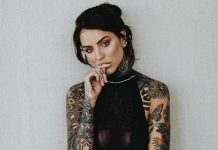 Con una bikini nude y sus tatuajes al aire, Cande Tinelli brilló (sin duda alguna) más que el sol