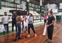 La Municipalidad capitalina entregó indumentaria a profesores e instructores de Educación Física