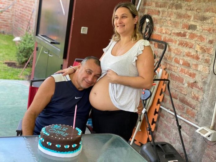 mujere de cinco mese muere covid