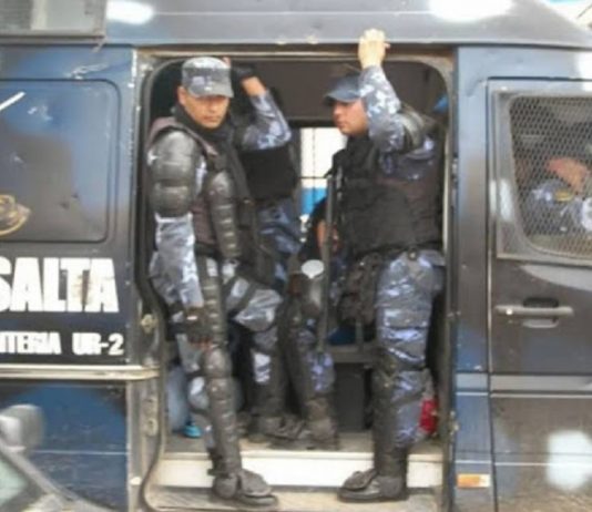 Ingreso a la casa de su ex, tomó de rehén a una nena y amenazó de muerte a todos los presentes