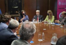 El Gobierno y los laboratorios acordaron mantener los precios de los medicamentos hasta el 7 de enero de 2022