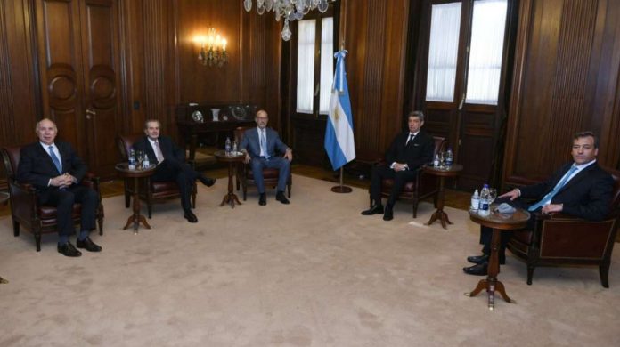 la corte con ministro de justicia