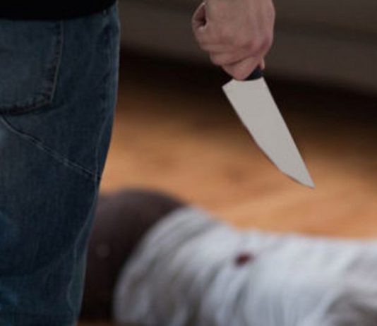 Bebían juntos y mato a su amigo de una puñalada en Orán