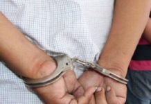 Se quiso llevar electrodomésticos de su ex pareja, amenazó con un arma y se resistió al arresto