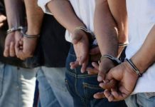 Debido a la muerte de una mujer en situación de vulnerabilidad detuvieron a 3 narcos y secuestraron drogas