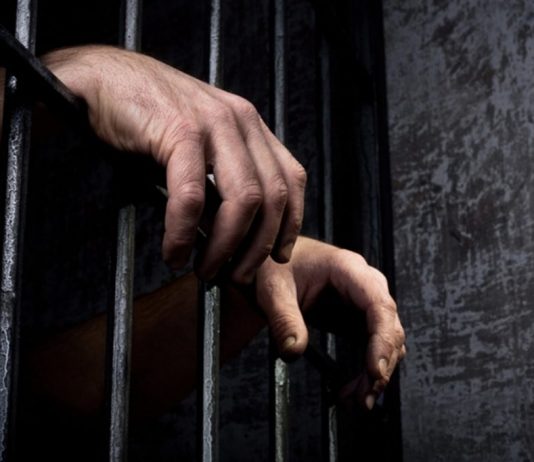 Dos años a la cárcel por entrar a robar a un local comercial en la San Martín