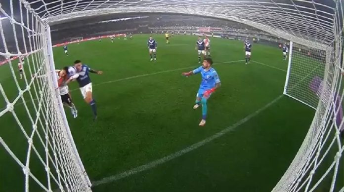 gol de suarez anulado