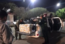 Dos bolivianos detenidos con más de 102 kilos de cocaína oculta en una camioneta en El Naranjo