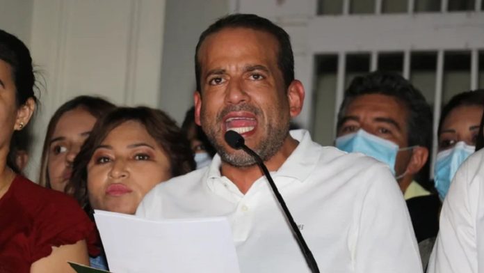 Luis Camacho