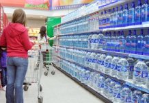 Sancionaron a comercios que se avivaron y aumentaron el precio del agua en San Martín