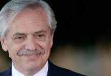 El Gobierno se defendió de las críticas del papa Francisco a la economía y le echo la culpa a Macri