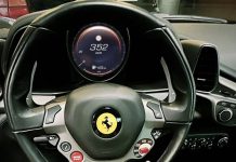 L-Gante se mostró en una Ferrari de medio millón de dólares y aseguran que la pagó en efectivo