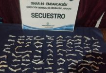 Tenía prisión domiciliaria y lo agarraron llevando cocaína en una moto