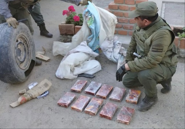 auxilio con 11 kilos cocaina