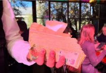 Turistas brasileños pagaron en un restaurante argentino con fajos de billetes ¿Cuánto gastaron?