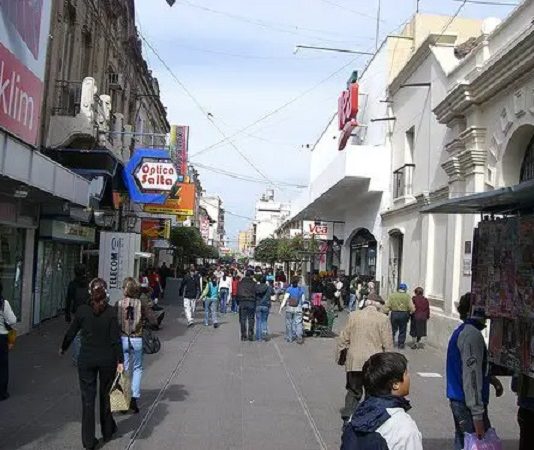 Quedó detenido por agredir a su ex pareja en la peatonal Florida