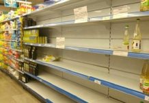 El Gobierno reforzó los operativos de control en supermercados para evitar góndolas vacías antes del balotaje