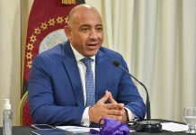 Buscan fondos para refinanciar una deuda de 640 millones de dólares que dejó Urtubey