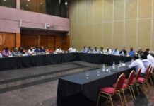 Sáenz propone un 16% de aumento que fue rechazado por los empleados públicos