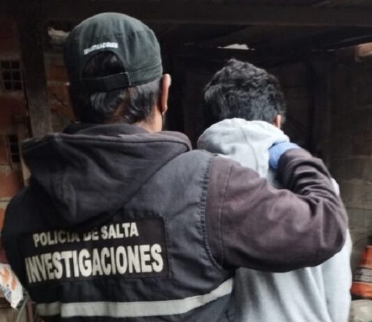 Un hombre fue detenido en Vaqueros cuando se presentó a un encuentro pactado con una menor