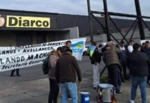 Efecto “no hay plata”: siguen los despidos en supermercados, hoy en Diarco
