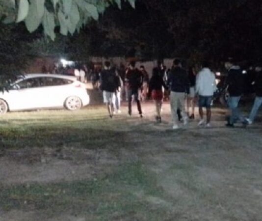 Clausuran en Colonia Santa Rosa una fiesta clandestina con 1200 asistentes