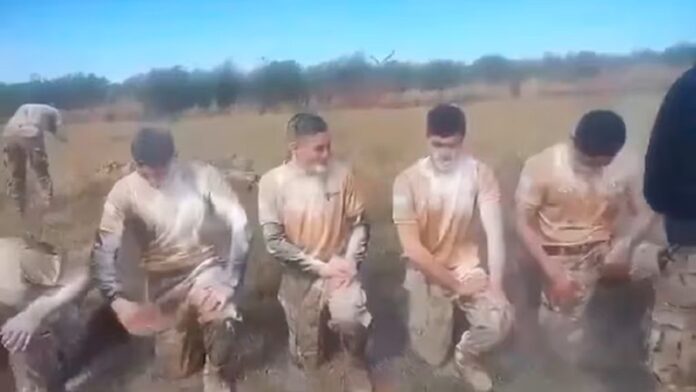 soldados con cal viva