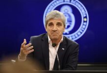 Luis Caputo reveló que el préstamo del FMI será de USD 20.000 millones