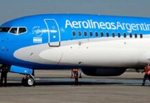 Aerolíneas Argentinas alerta que más de 8.000 pasajeros serán afectados hoy por el paro de controladores aéreos