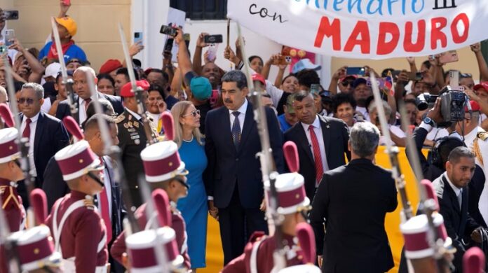 maduro asume