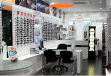 Empleado de una óptica devolvió el dinero que había robado para no ir preso