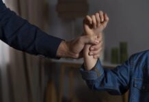 ¡Loco de atar! Prisión preventiva a un hombre acusado de intento de femicidio y abuso sexual