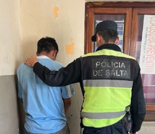 Detenido por robar un celular dentro de un colectivo