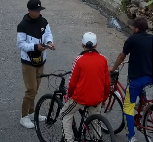 baleado por su amigo