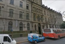 Pánico en un colegio de Palermo: hay tres alumnos con quemaduras por la explosión de un experimento