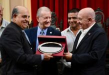 El Senado reconoció la trayectoria de Ricardo Alonso y su valioso aporte a la ciencia