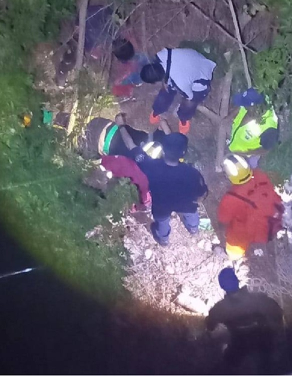 Muerte en el puente de salvador maza