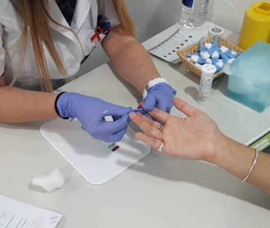 Aumentan los casos de sífilis en Argentina: cómo avanza la enfermedad entre adolescentes y adultos jóvenes