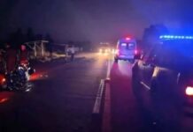 Dos motociclistas heridos al chocar contra un auto en la ruta 50 en Orán