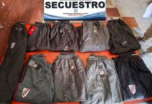 2 delincuentes robaron en un comercio en Ituzaingó al 300 y los agarró la Policía a 100 metros